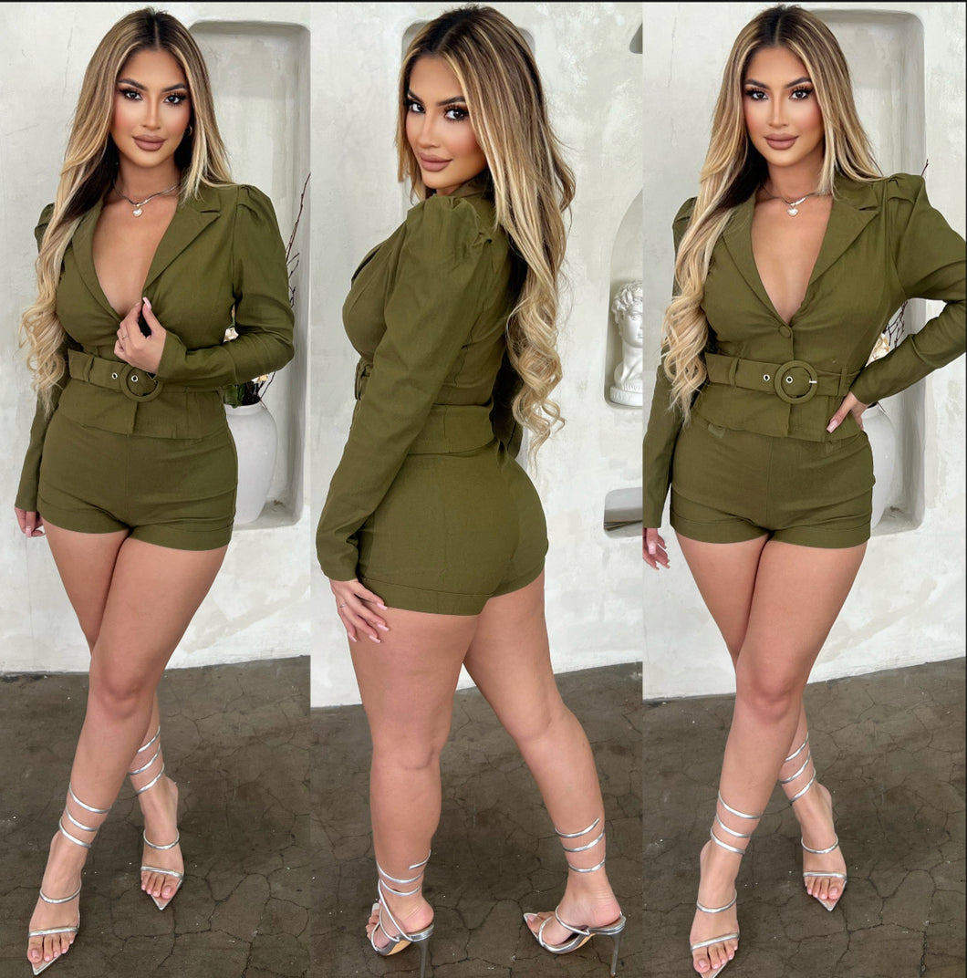 BOSSY GIRL SET (OLIVE)