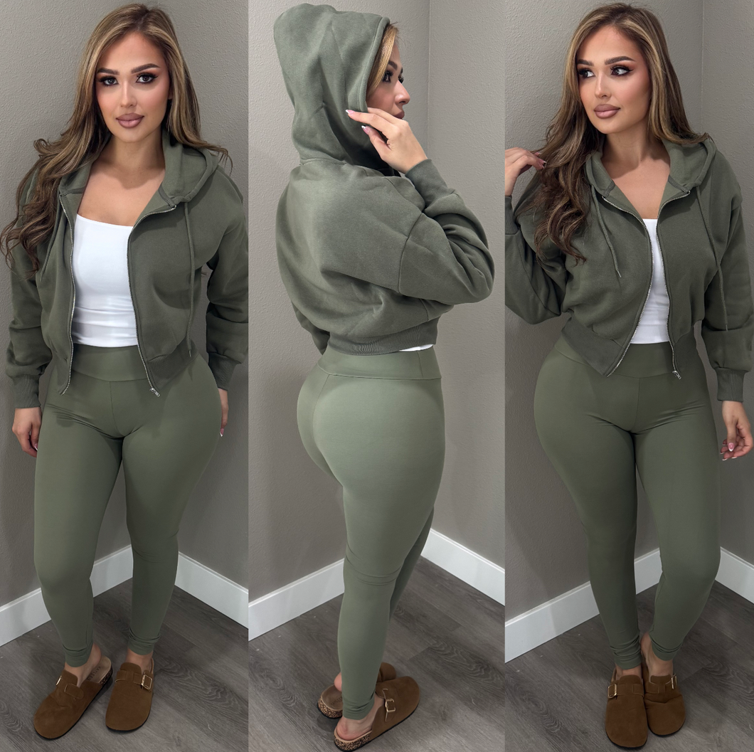 Basic Sweater (Olive)