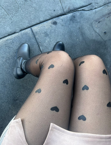HEART STOCKINGS (BLACK)